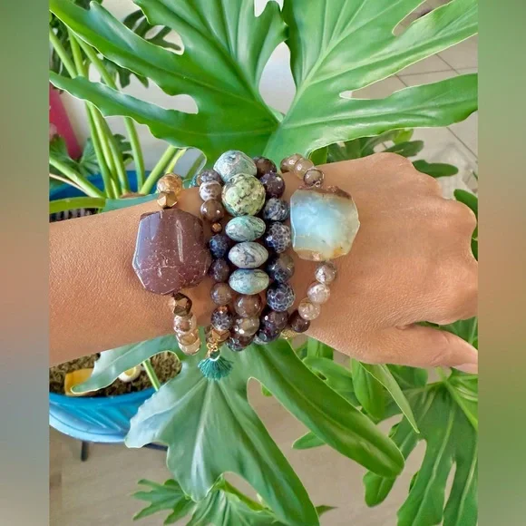 Chrysoprase, Agate, Hematite & Amazonite Bracelet (one) - Picture 2 of 6